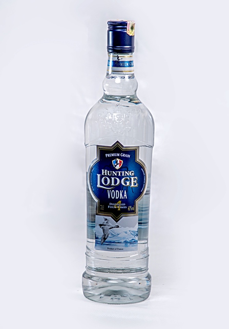 HUNTING LODGE VODKA 700ML